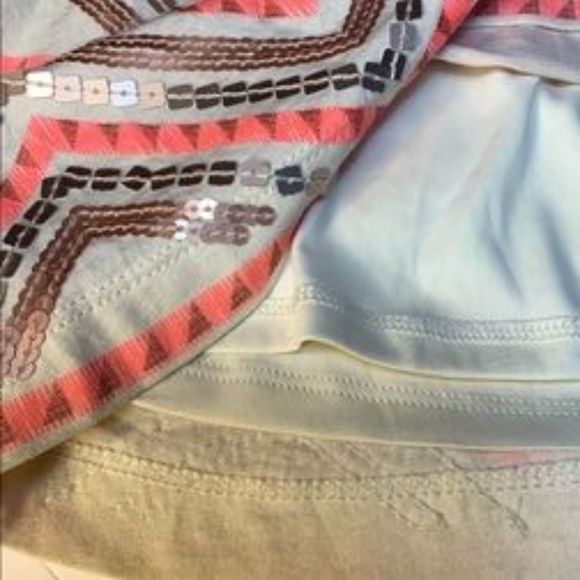 Express, pull on mini sequins skirt - Picture 8 of 8